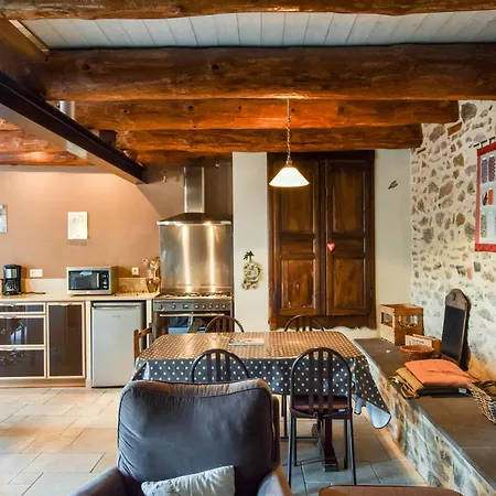 Holiday home With Private Terrace, Cleaning Included Saint-Beauzire (Haute-Loire)