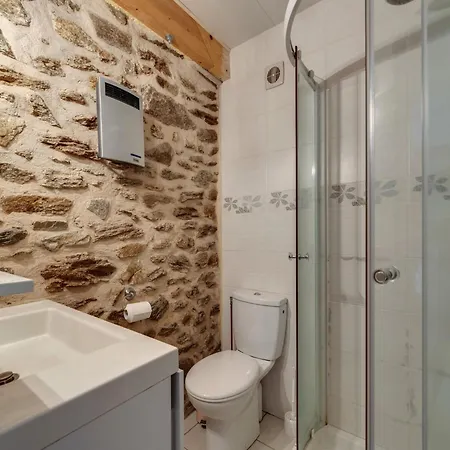 Holiday home With Private Terrace, Cleaning Included