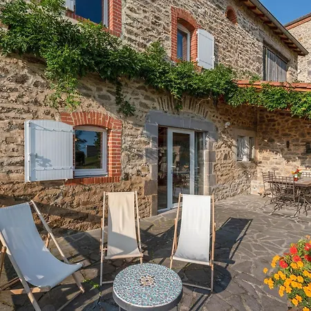 Holiday home With Private Terrace, Cleaning Included Saint-Beauzire (Haute-Loire)