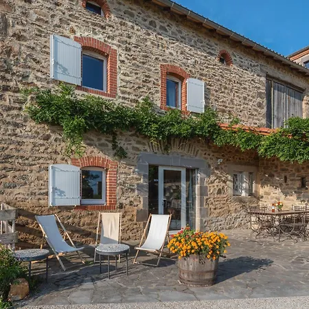 With Private Terrace, Cleaning Included Holiday home Saint-Beauzire (Haute-Loire)